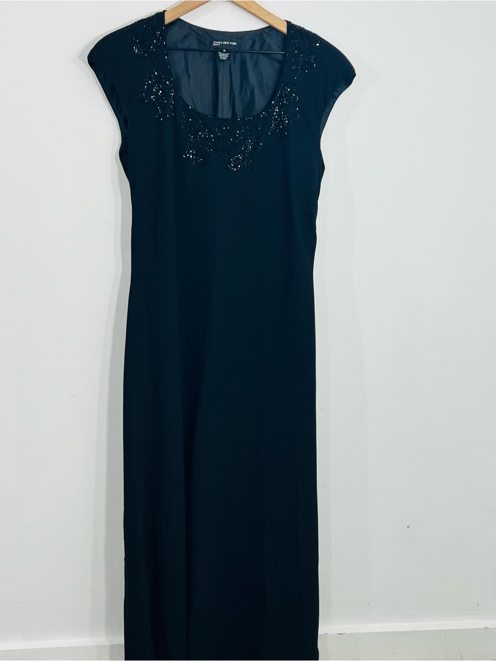 Jones New York Black Maxi Dress Scoop Neck Beaded Neckline Size 16 Shoulder Pads